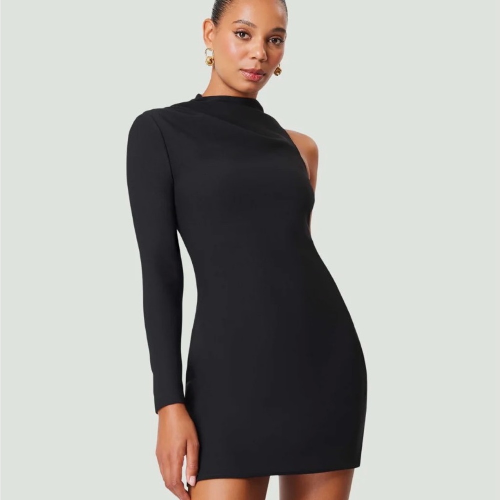 NEW Elliatt $228 Black One-Shoulder Dress Size S
